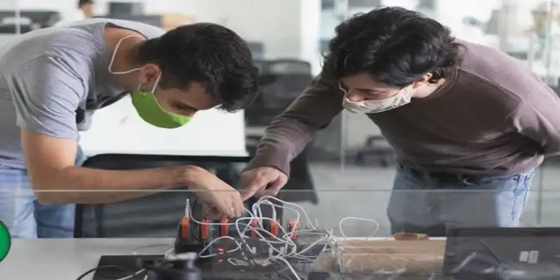 The Rise of Campus Makerspaces: Robotics for Inventors